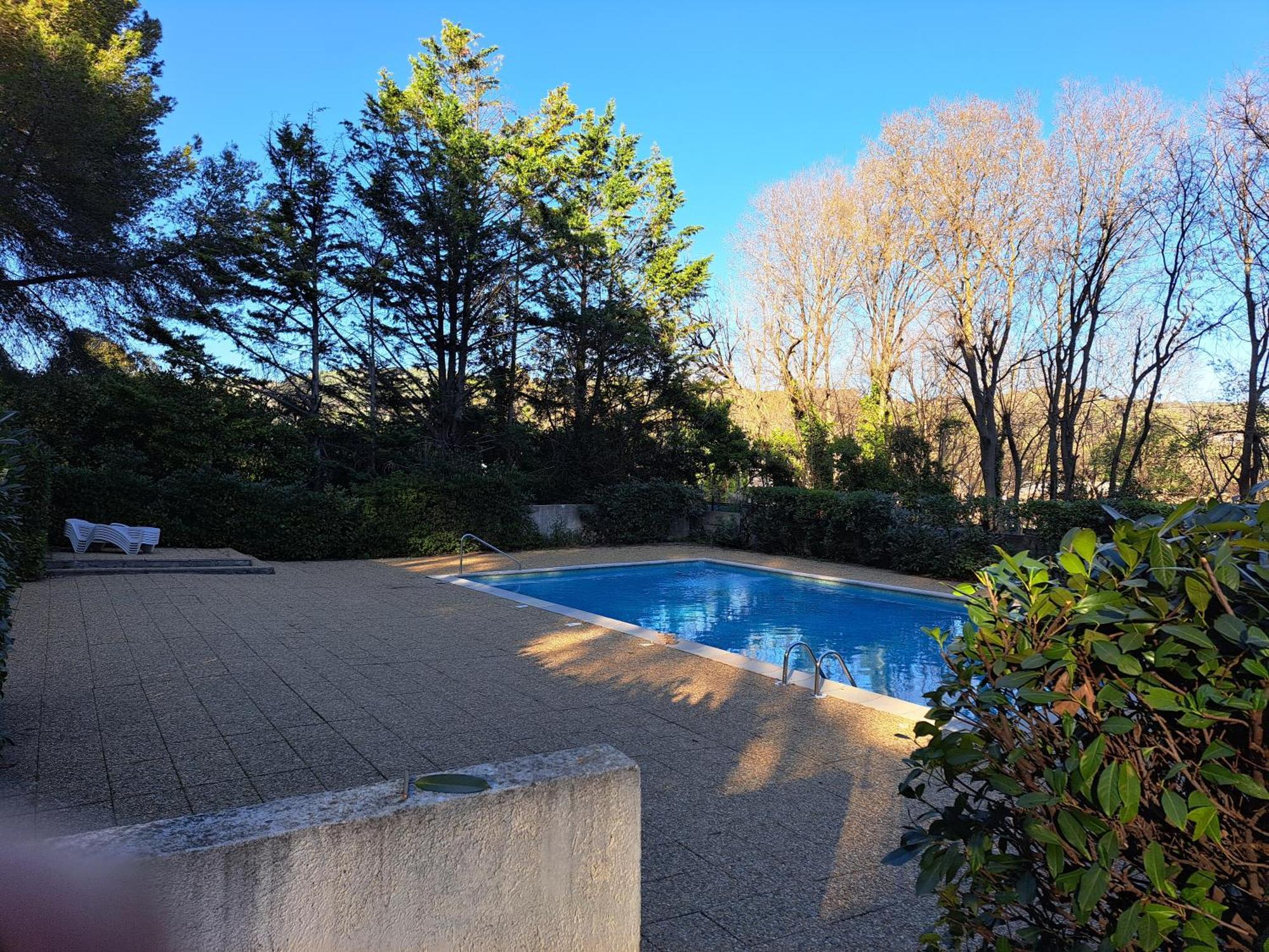 Maisonnette Au Milieu Des Pins * Mougins